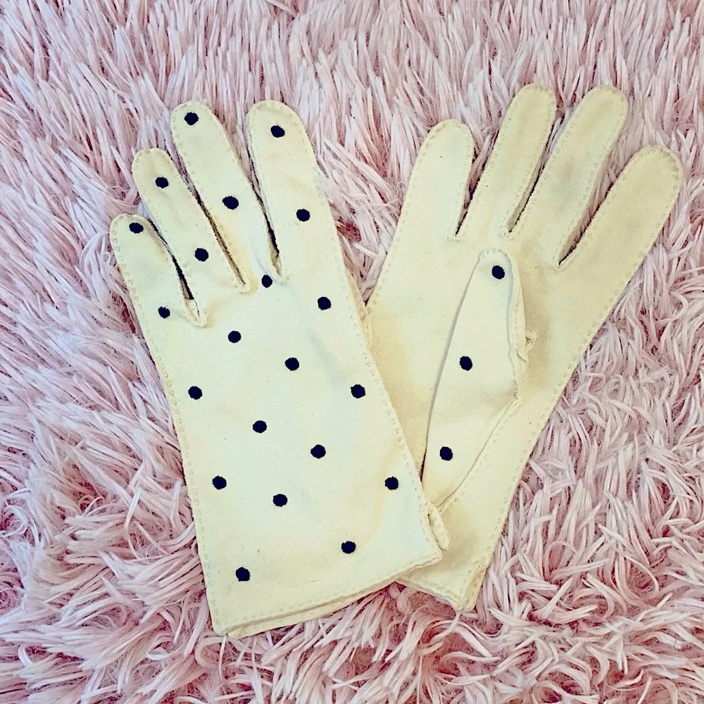 Vintage polka dot gloves, Elvette by Dawnelle